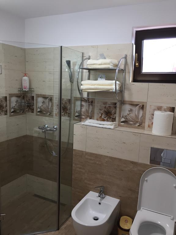 Romexpo Apartment Luxury - Aproape De Centru Si Parc Herastrau! Bukarest Exteriör bild