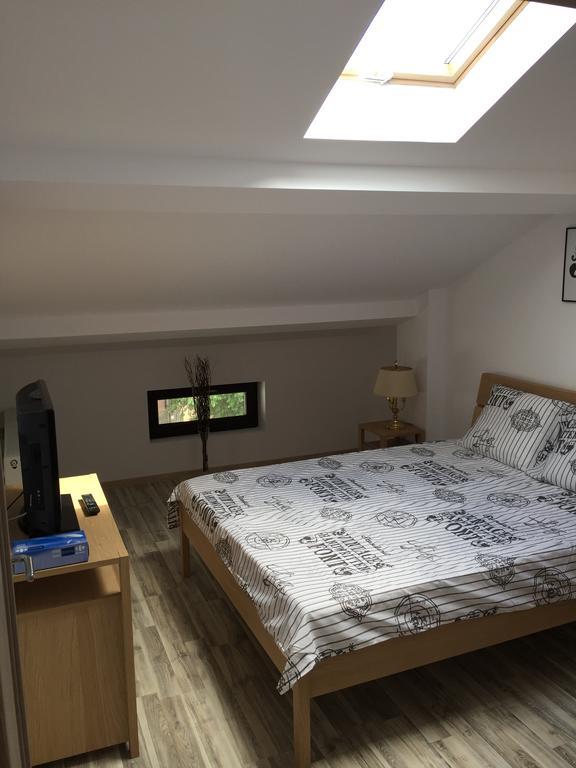 Romexpo Apartment Luxury - Aproape De Centru Si Parc Herastrau! Bukarest Exteriör bild